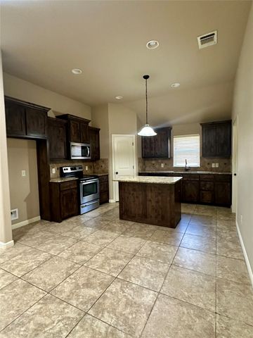 4502 Sapphire Lane, Granbury, TX 76049