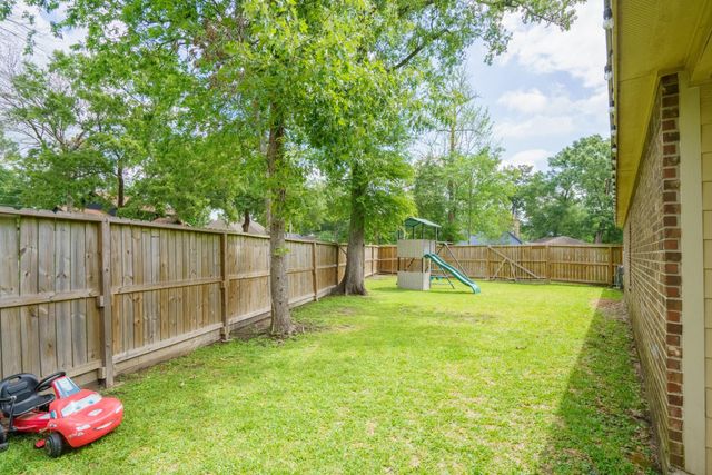 643 N Starboard Street, Crosby, TX 77532