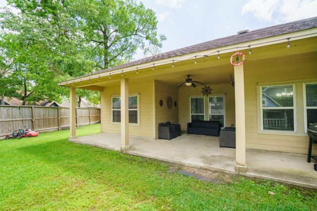 643 N Starboard Street, Crosby, TX 77532