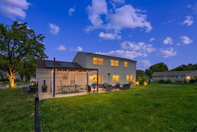 407 N Braintree Drive, Schaumburg, IL 60194