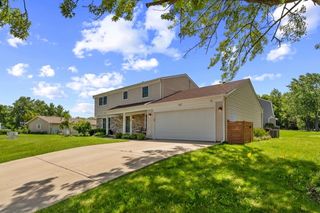407 N Braintree Drive, Schaumburg, IL 60194