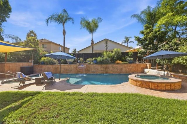 12563 Avocado, Riverside, CA 92503