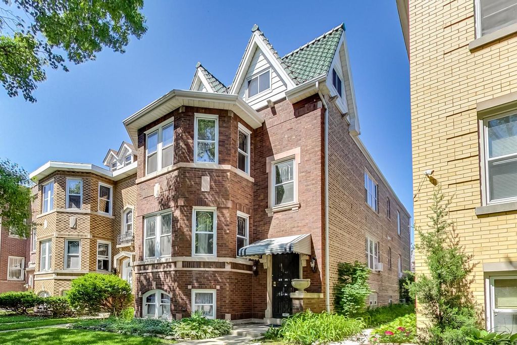 1814 Wesley Avenue 1, Berwyn, IL 60402
