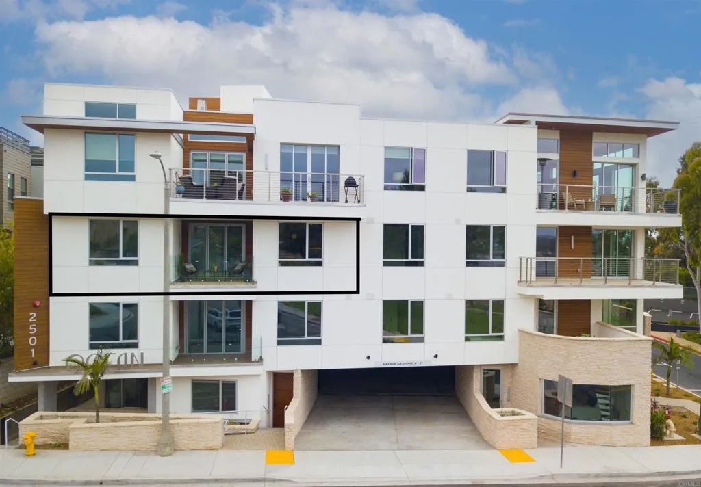 2501 State Street, Carlsbad, CA 92008