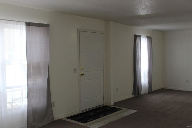 308 Clyde Ave, Angola, IN 46703