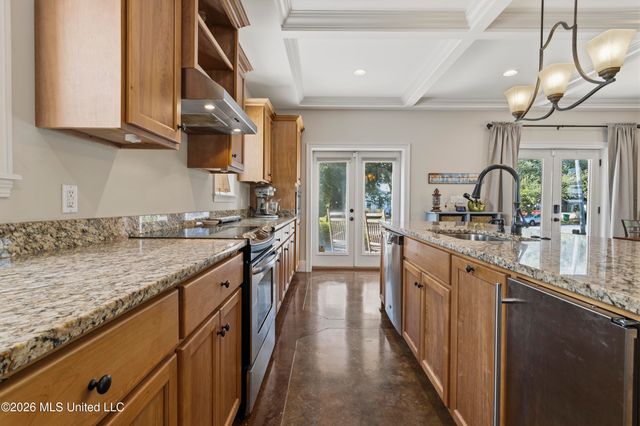 631 2nd Street, Gulfport, MS 39501