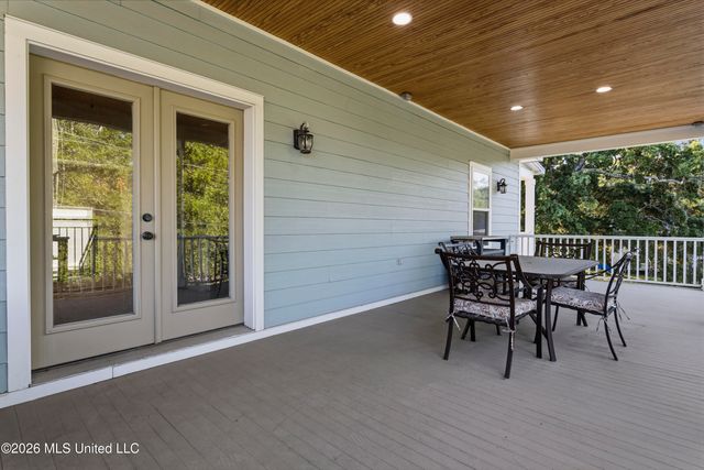 631 2nd Street, Gulfport, MS 39501