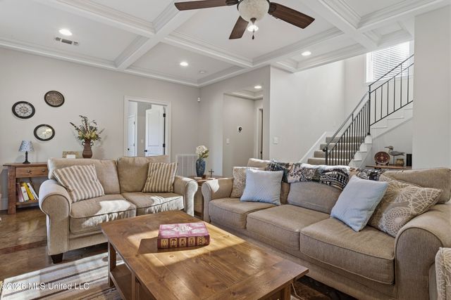 631 2nd Street, Gulfport, MS 39501
