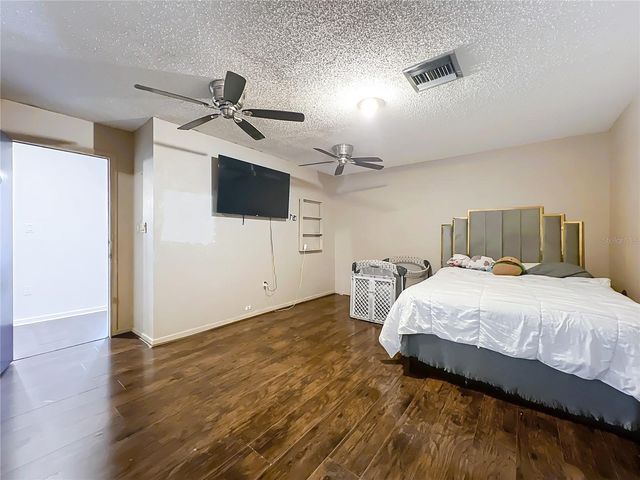 1029 MICHELLE COURT, Tavares, FL 32778