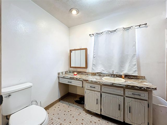 1029 MICHELLE COURT, Tavares, FL 32778