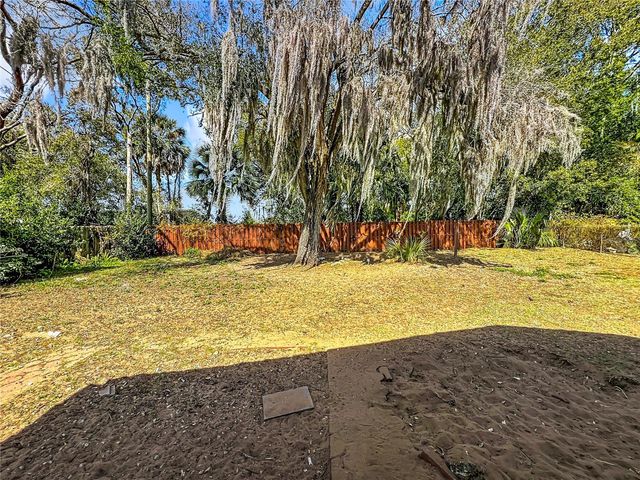 1029 MICHELLE COURT, Tavares, FL 32778