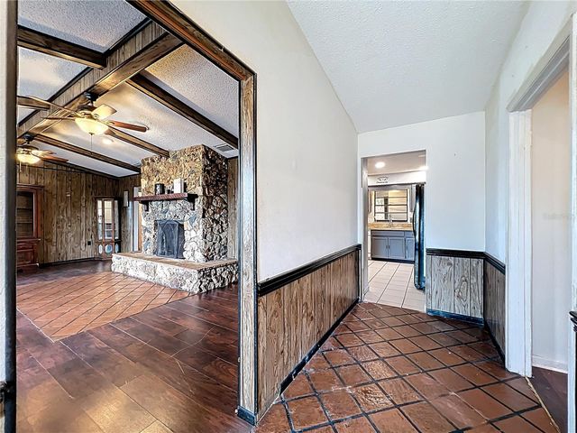 1029 MICHELLE COURT, Tavares, FL 32778