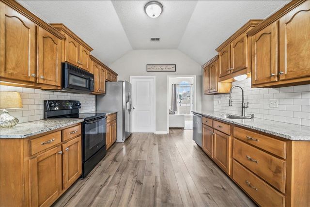 40 ROYAL VIEW CV, Oakland, TN 38060