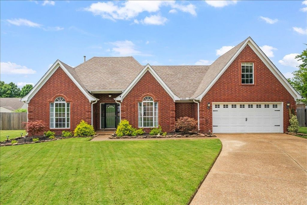 40 ROYAL VIEW CV, Oakland, TN 38060