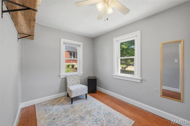 10411 Maddox Place, Overland, MO 63114