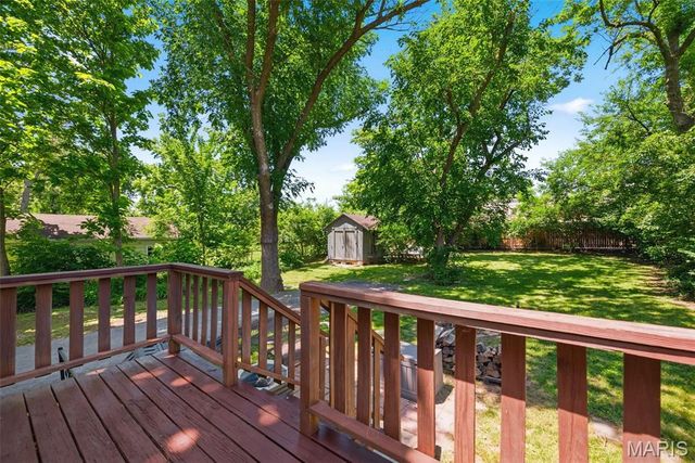 10411 Maddox Place, Overland, MO 63114