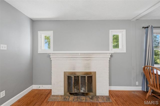 10411 Maddox Place, Overland, MO 63114