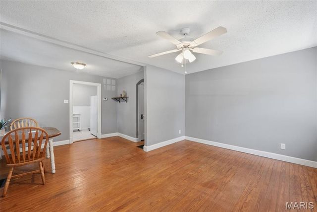 10411 Maddox Place, Overland, MO 63114