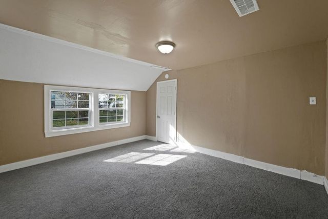 214 E 1st Street, Deer Park, TX 77536