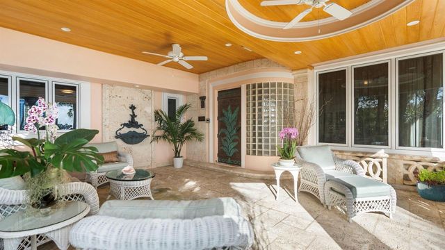 615 Idlewyld Drive, Fort Lauderdale, FL 33301