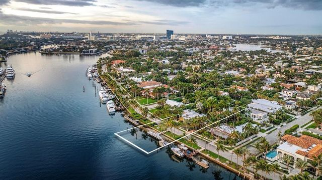 615 Idlewyld Drive, Fort Lauderdale, FL 33301