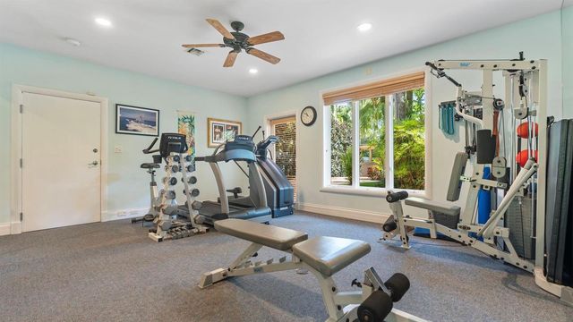 615 Idlewyld Drive, Fort Lauderdale, FL 33301
