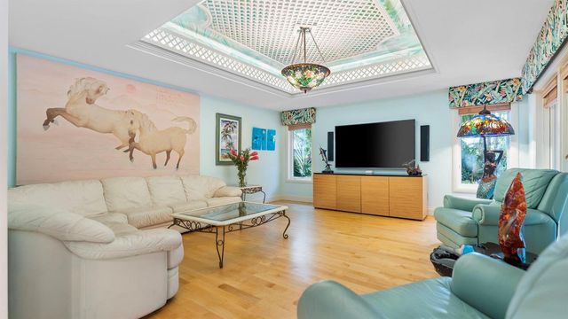 615 Idlewyld Drive, Fort Lauderdale, FL 33301