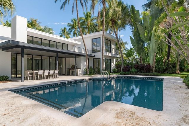 615 Idlewyld Drive, Fort Lauderdale, FL 33301