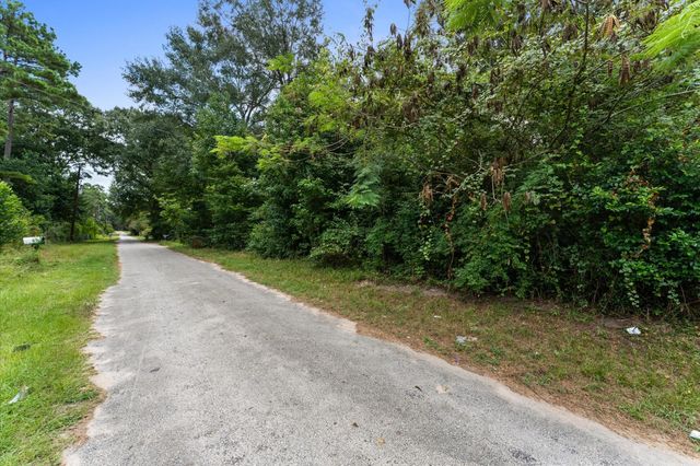 14388 Baxter Road, Conroe, TX 77306