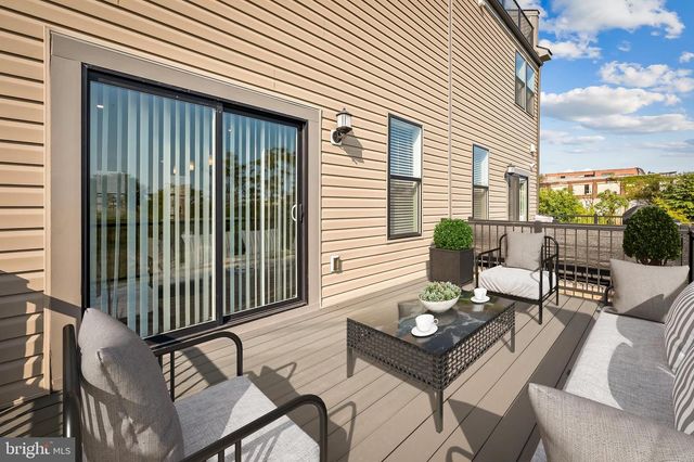 657 MOZART WAY, Baltimore, MD 21224