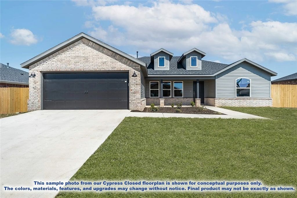 1028 Marquis Avenue, Lowell, AR 72745