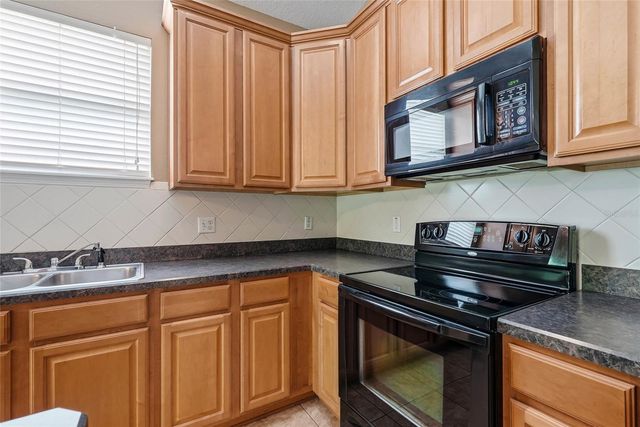 12230 COLONY LAKES BOULEVARD, New Port Richey, FL 34654