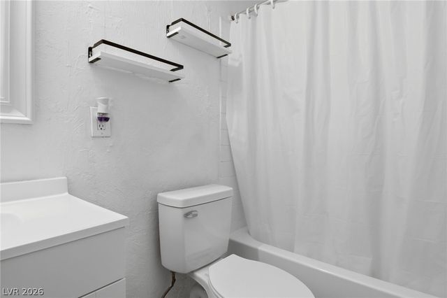 2990 Ferndale Street, Las Vegas, NV 89121