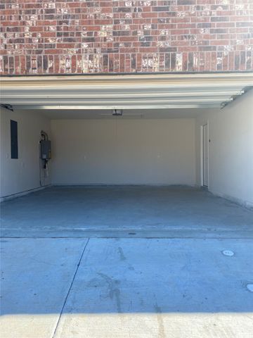 3700 Southbend Drive, Denison, TX 75020