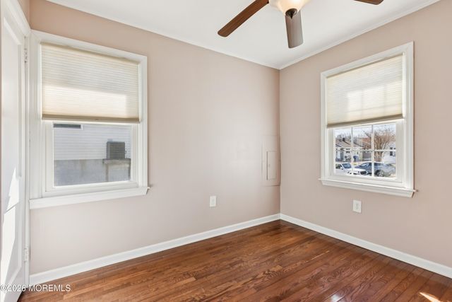 33 Willow Street, Port Monmouth, NJ 07758