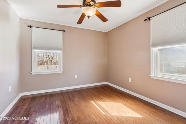 33 Willow Street, Port Monmouth, NJ 07758