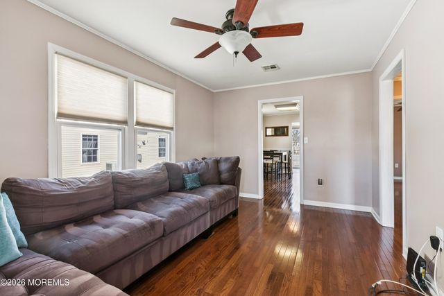 33 Willow Street, Port Monmouth, NJ 07758