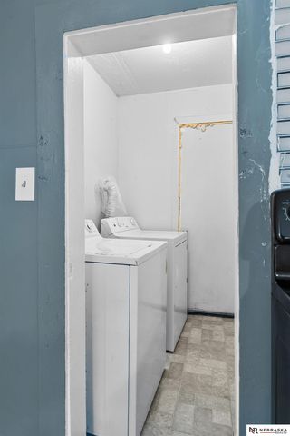 2513 S 10th Street, Lincoln, NE 68502