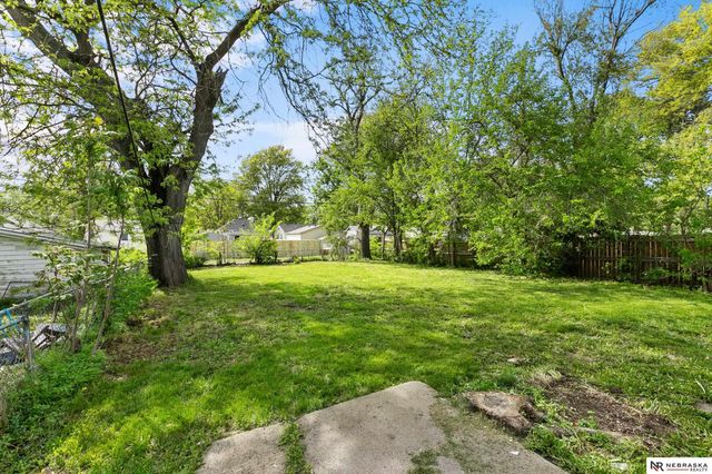 2513 S 10th Street, Lincoln, NE 68502