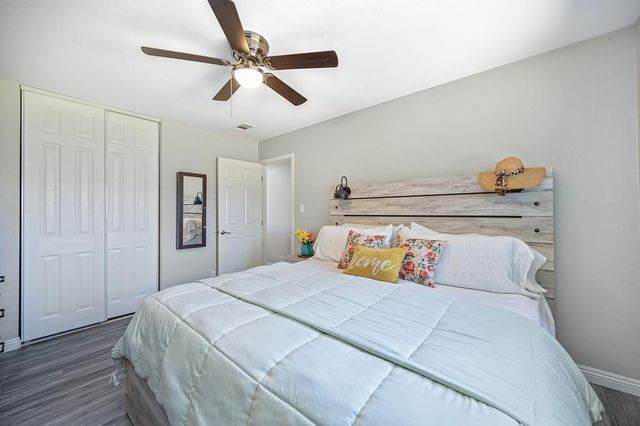 10425 Mills Tower Dr, Rancho Cordova, CA 95670