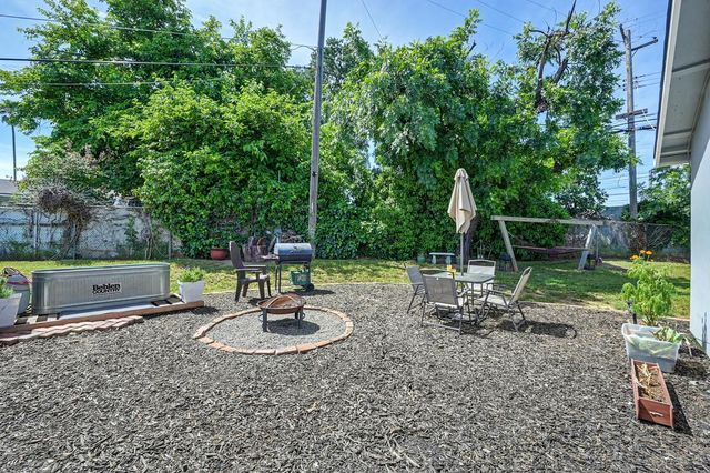 10425 Mills Tower Dr, Rancho Cordova, CA 95670