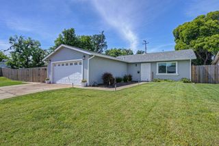 10425 Mills Tower Dr, Rancho Cordova, CA 95670