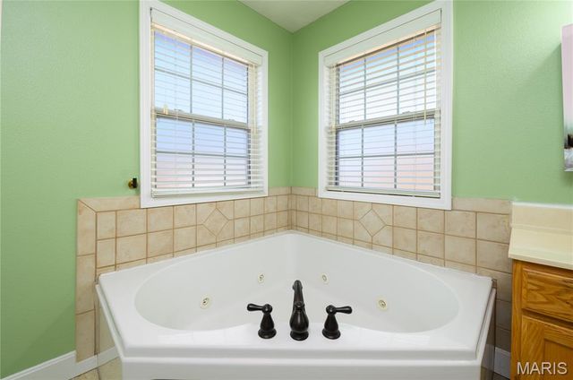 21042 Larson Road, Waynesville, MO 65583