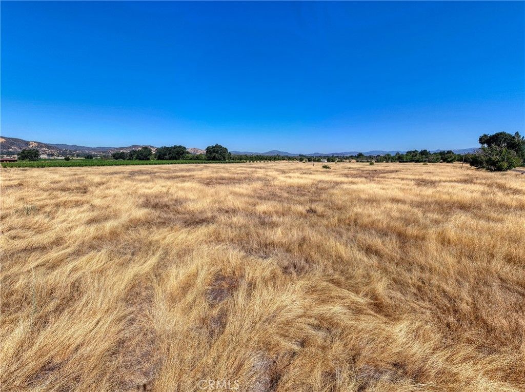 Image 10 of property listing at 4635 Davis Drive, Lakeport, CA 95453
