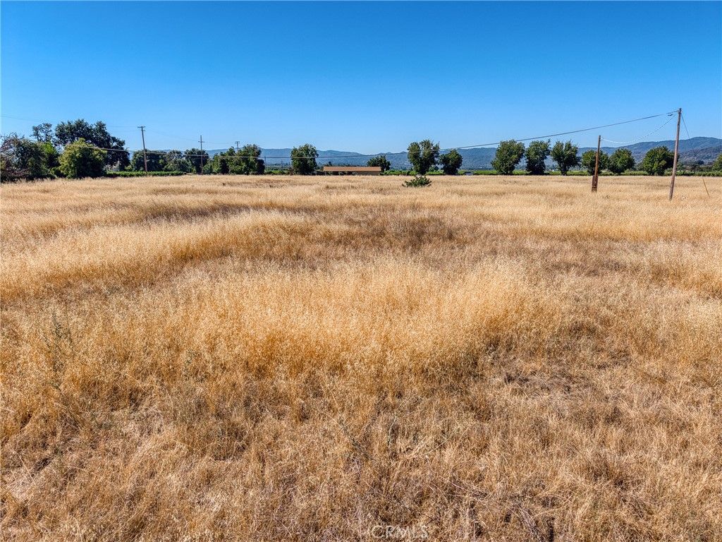 Image 15 of property listing at 4635 Davis Drive, Lakeport, CA 95453