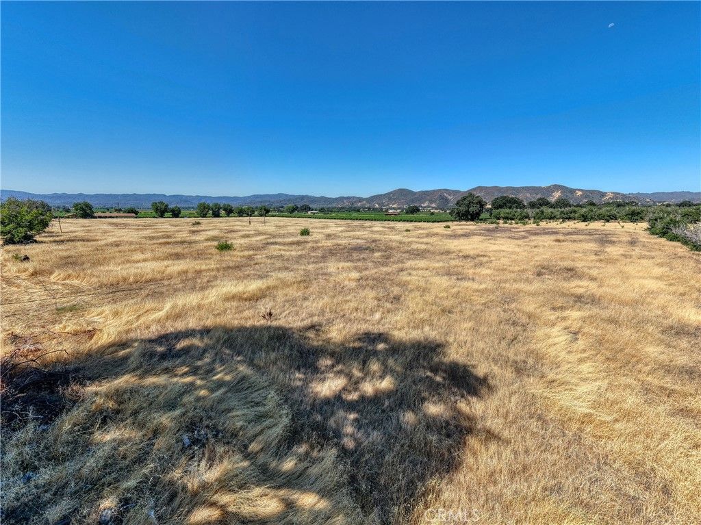 Image 6 of property listing at 4635 Davis Drive, Lakeport, CA 95453
