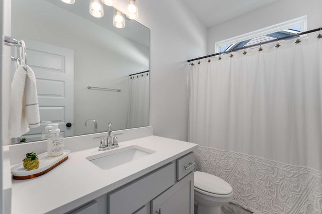 2311 Murano Dr, Murfreesboro, TN 37128