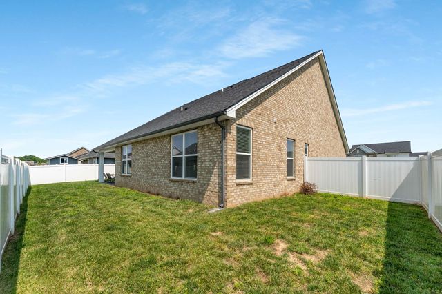 2311 Murano Dr, Murfreesboro, TN 37128