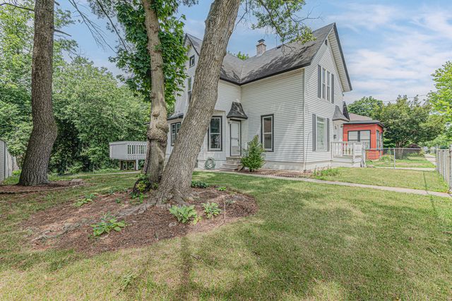 538 RAYMOND Street, Elgin, IL 60120