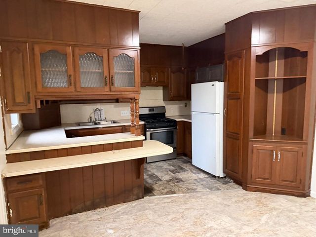 845 N 8TH ST, Reading, PA 19604